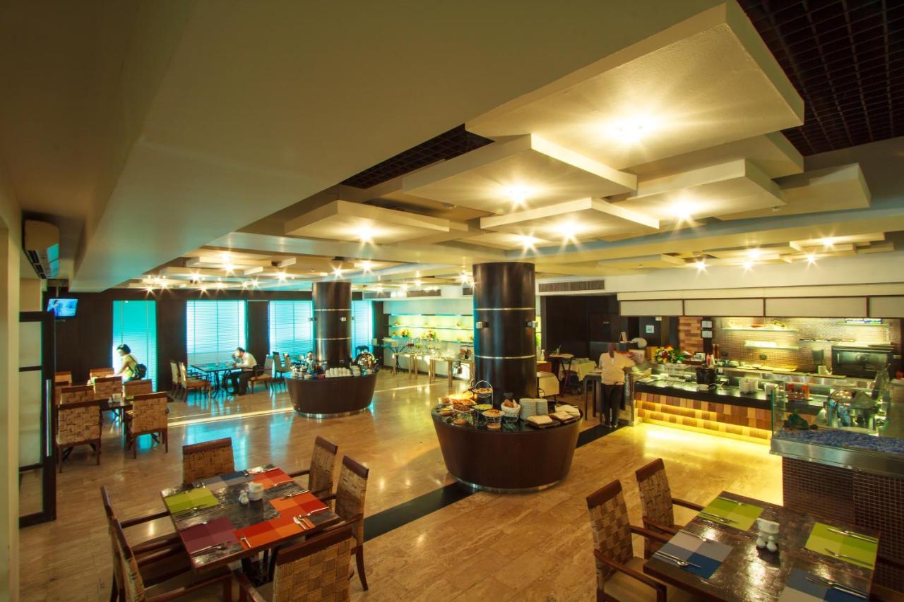 The Nouveau Chumphon Beach Resort And Golf Kültér fotó